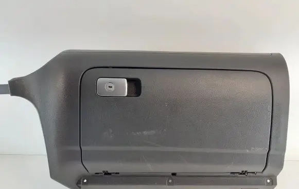 Volkswagen Golf V Glove box 1K1857290