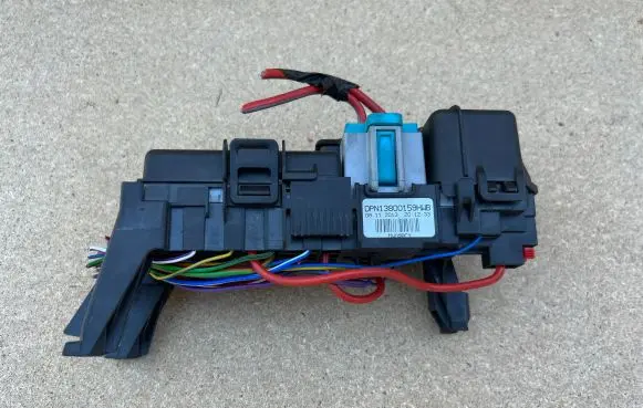 Volvo V70 Fuse box set DPN13800159HWB