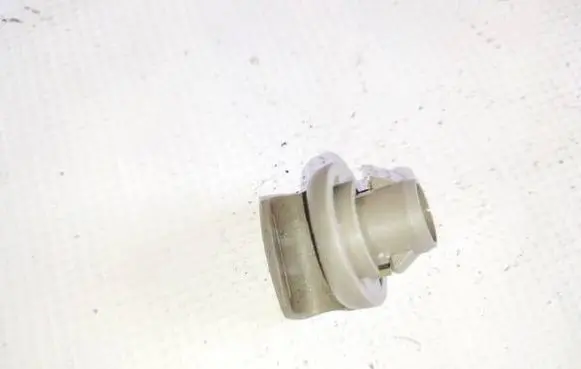 Nissan Pathfinder R51 Sun visor clip/hook/bracket 