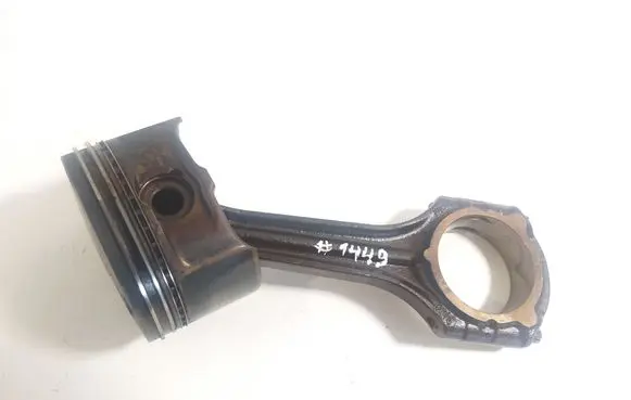 Mercedes-Benz E W210 Piston with connecting rod A1110305518 A1110301120