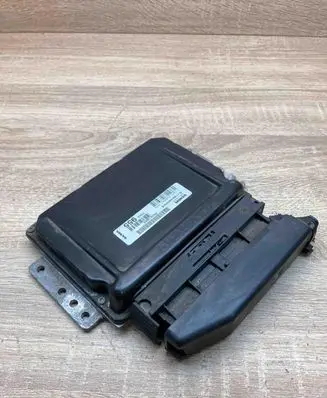 Volvo S40, V40 Engine control unit/module ECU P30614955 S118245003E WithPlug