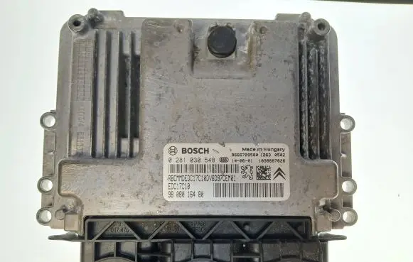 Peugeot 308 Engine control unit/module 9666729580 9808016480 0281030548