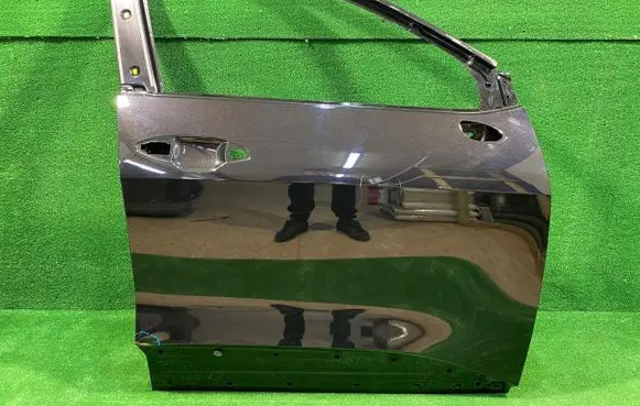 KIA Sportage Front door