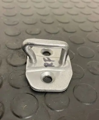 BMW X5 F15 Rear door lock loop/hook striker 