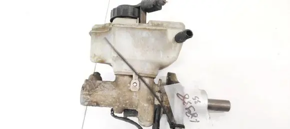 Skoda Octavia Mk2 (1Z) Master brake cylinder
