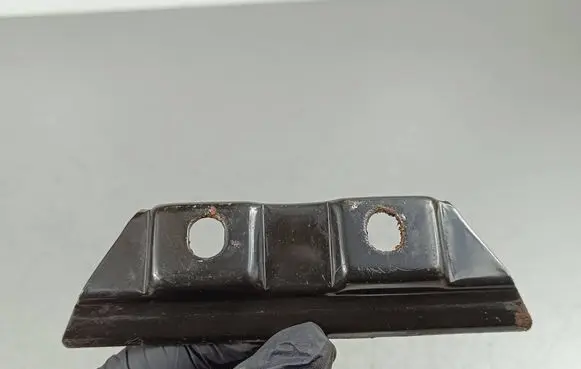 SsangYong Rexton Battery bracket 
