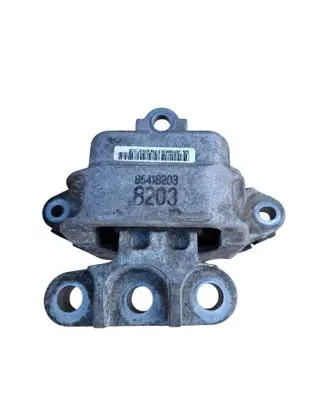 Opel Mokka Engine mount bracket 95418203 8203