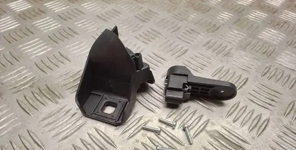Mercedes-Benz GL X166 Headlight/headlamp mounting bracket A1668200614