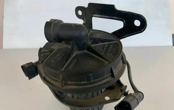 Audi Q7 4M Secondary air pump 079959231 079959253 4M0906617J