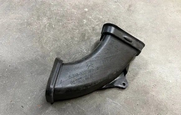Citroen DS5 Cabin air duct channel 9670714480