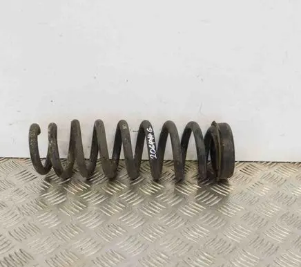 BMW 3 E92 E93 Rear coil spring 6764419