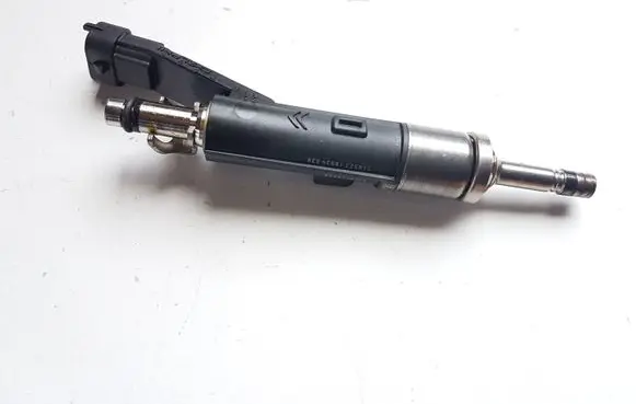 Peugeot 2008 II Fuel injector 9822715980