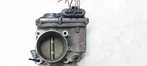 Suzuki Grand Vitara II Throttle valve