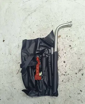Audi Q7 4M Tool set 