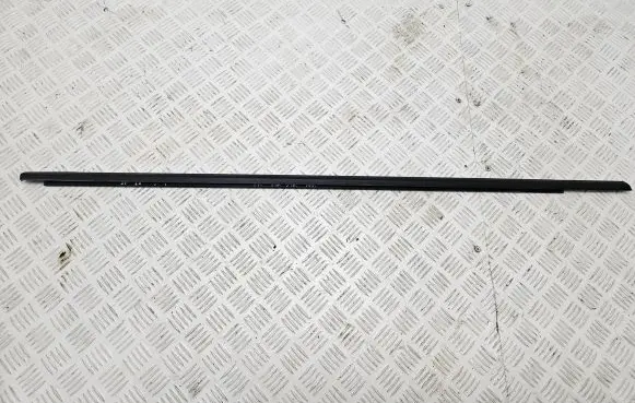Volkswagen Golf Sportsvan Front door glass trim molding 510837477