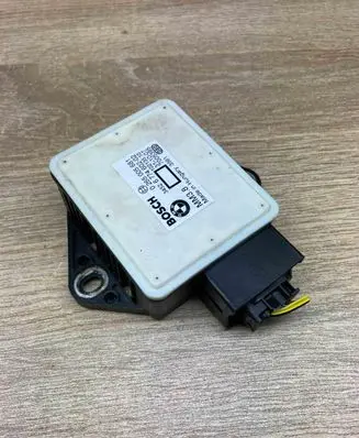 BMW 5 E60 E61 ESP acceleration yaw rate sensor 6774602 0265005681USED WITHPLUG