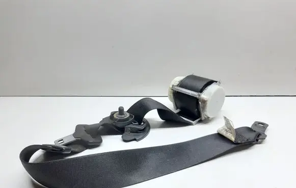 BMW X3 E83 Front seatbelt 34003070A S2340071210K