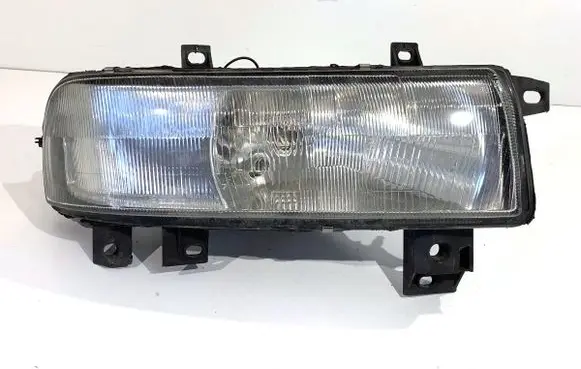Opel Movano A Headlight/headlamp 7700352104