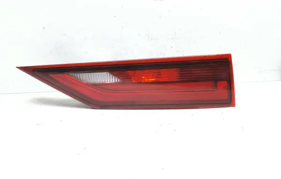 Volvo S90, V90 Tailgate rear/tail lights 31656788