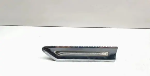 BMW 7 F01 F02 F03 F04 Front fender indicator light 7203371 63137203371