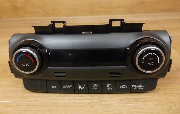 Hyundai Kona I Climate control unit 97250CM070 97250-CM070