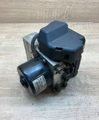 Volvo S80 ABS Pump 8619538 8619537