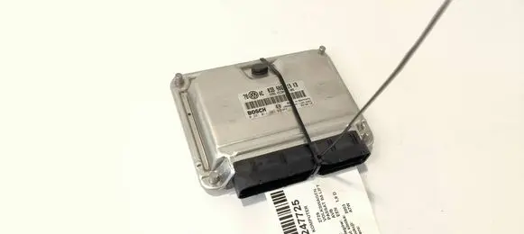 Volkswagen PASSAT B5.5 Engine ECU kit and lock set 038906019KB