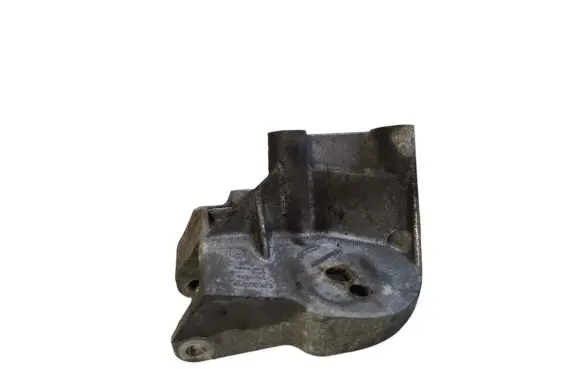 Volvo V40 Engine mounting bracket 31359638