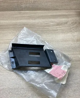 Mercedes-Benz 190 W201 Front bumper mounting bracket 2018850311 474800
