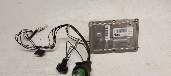 Volvo V70 Xenon control unit/module 89035113