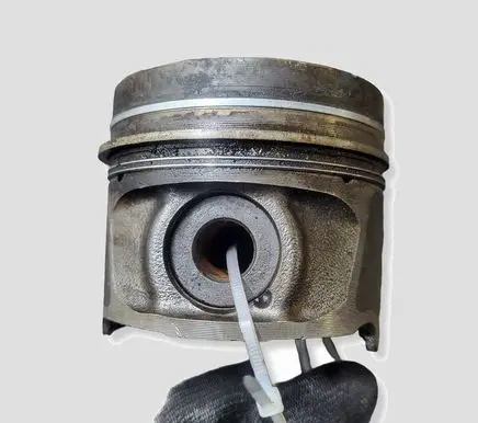 Renault Laguna III Piston K9K