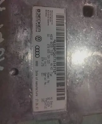 Audi A5 8T 8F Comfort/convenience module 8T0035729 4E0035729