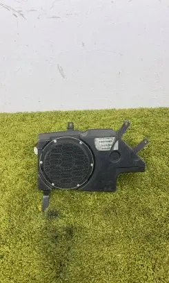 Jeep Cherokee Subwoofer speaker 05091212A