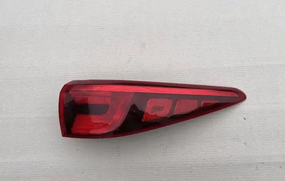 KIA Sportage Rear/tail lights 92402F10