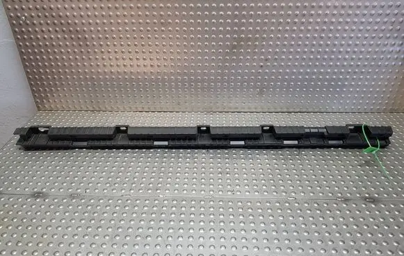 Volvo XC90 Sill supporting ledge S26370519 32216525
