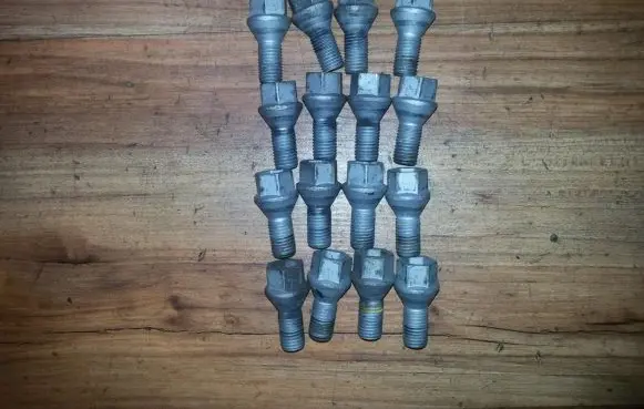 Toyota Aygo AB40 Nuts/bolts 
