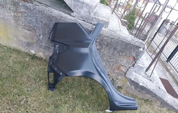 Toyota Verso-S Rear quarter panel