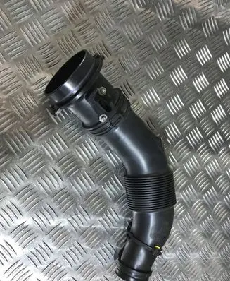Porsche Cayenne (92A) Air intake hose/pipe 7P0129627
