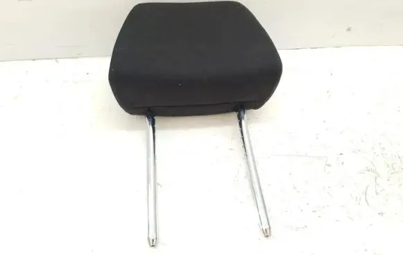 BMW 1 E81 E87 Front seat headrest 