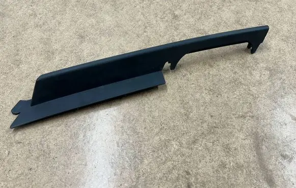 BMW 3 E46 Front bumper lower grill 51117043496 7043496