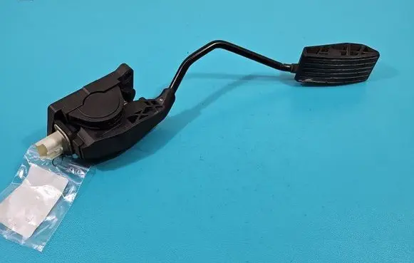 Peugeot 407 Accelerator throttle pedal F00C3E2429 IMPRK1376005