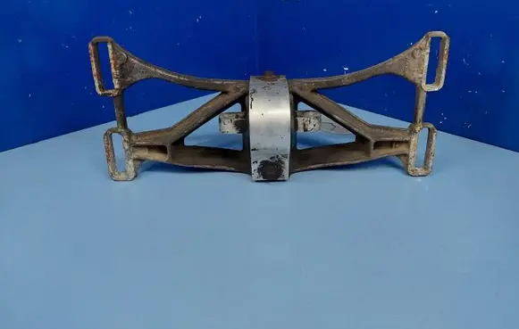 Jaguar S-Type Gearbox mount 2R835060AC