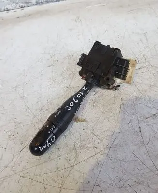 Toyota Corolla E120 E130 Indicator stalk 173648