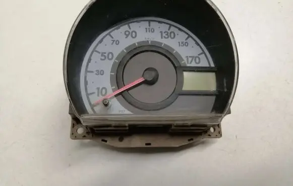 Toyota Aygo AB10 Speedometer (instrument cluster)