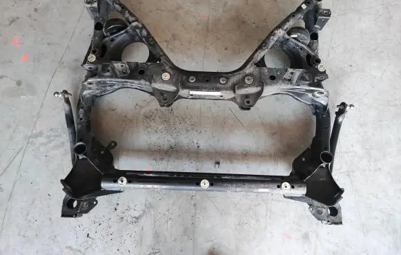 BMW 4 F32 F33 Front subframe 6872120