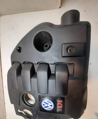 Volkswagen PASSAT B5.5 Engine cover (trim) 0134271AD 054682AF