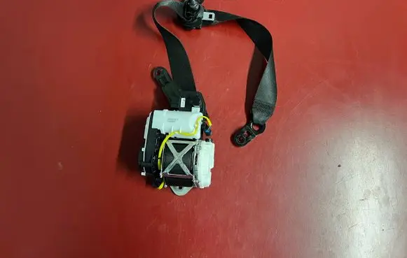 BMW X3 G01 Front seatbelt 7469962 S2746996207