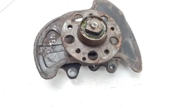 Mercedes-Benz SLK R171 Front wheel hub