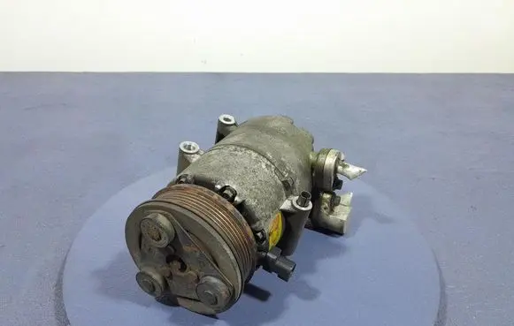 Ford Focus C-MAX Air conditioning (A/C) compressor (pump) 