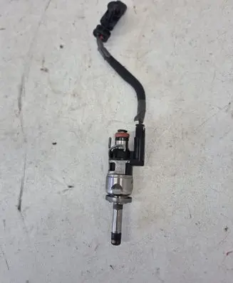 Fuel injector